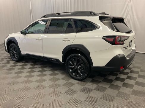 Used 2024 Subaru Outback Onyx Edition AWD/4WD image 8