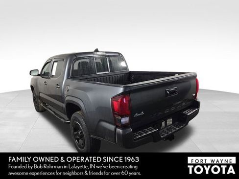 Used 2023 Toyota Tacoma SR image 9
