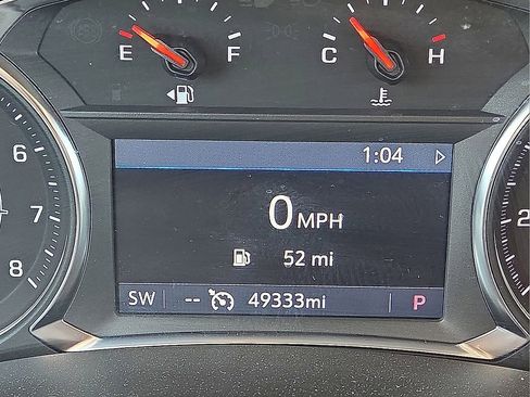 Used 2024 GMC Terrain SLT image 29