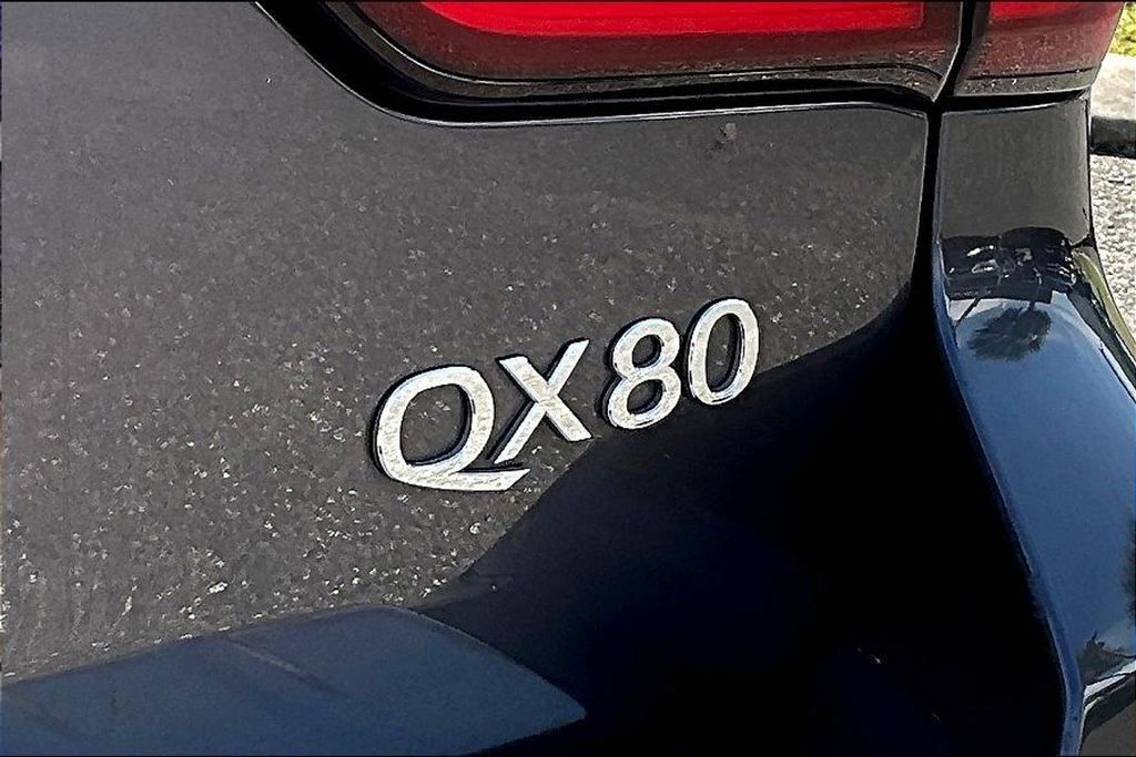 Used 2024 INFINITI QX80 Premium Select w/ Cargo Package AWD/4WD image 23