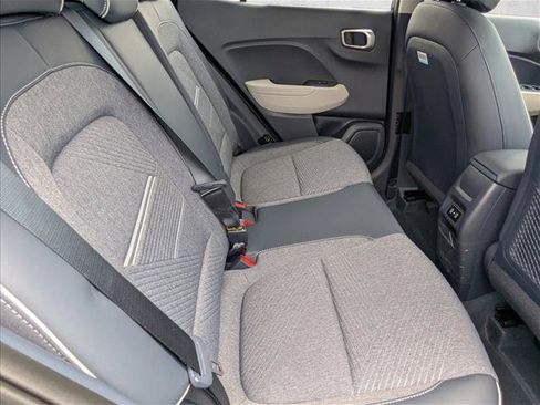 New 2026 Hyundai Venue SEL FWD image 29