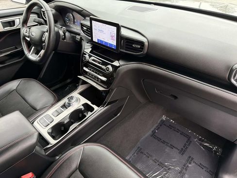 Used 2023 Ford Explorer ST-Line w/ Class IV Trailer Tow Package image 25