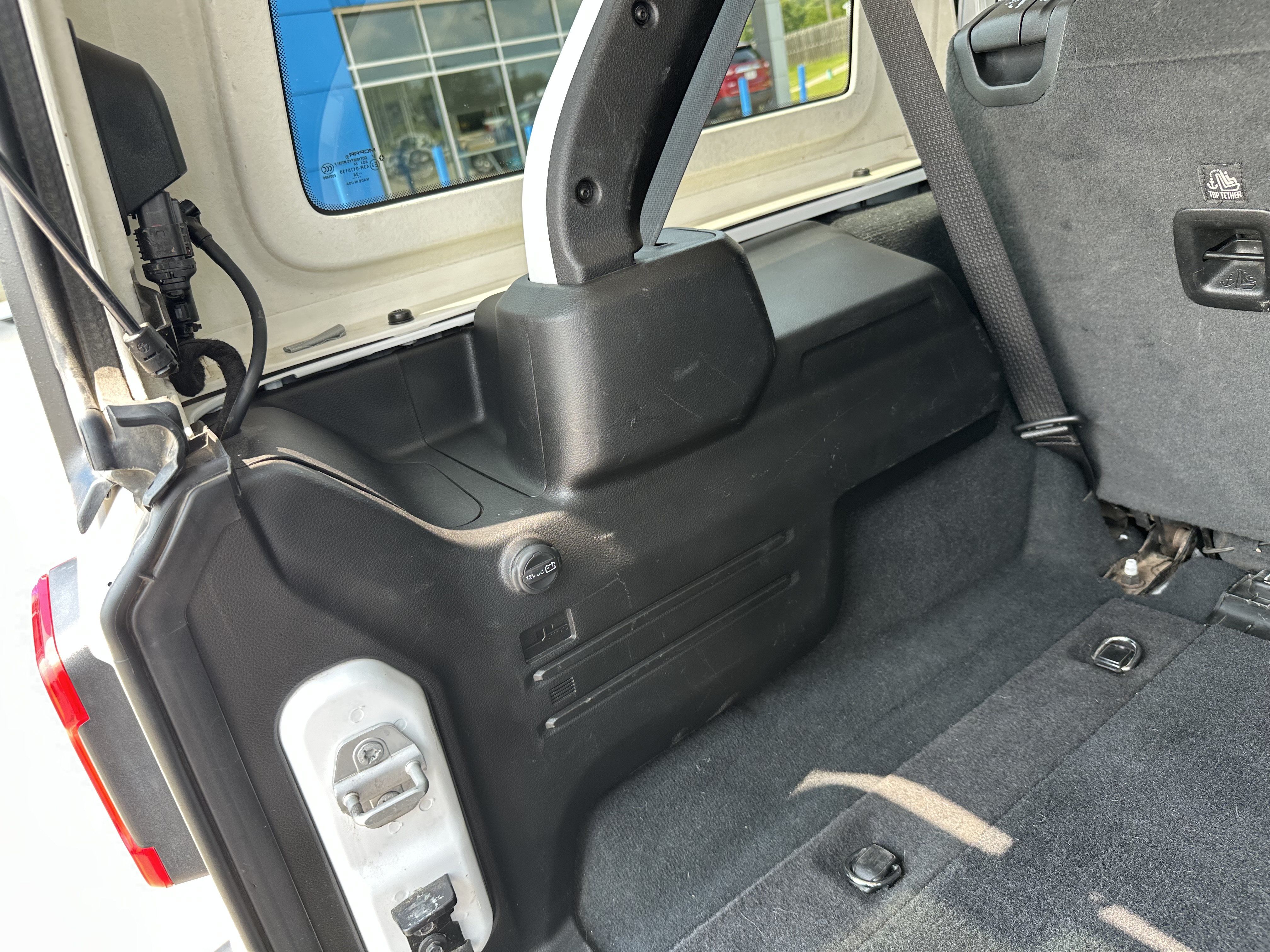 Used 2024 Jeep Wrangler Unlimited Rubicon AWD/4WD image 19