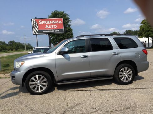Used 2016 Toyota Sequoia Limited AWD/4WD image 11