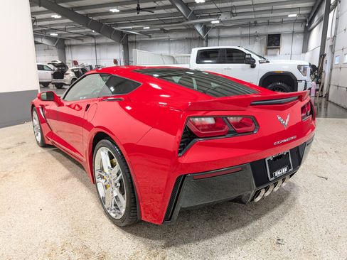 Used 2017 Chevrolet Corvette Stingray Coupe w/ 1LT image 5