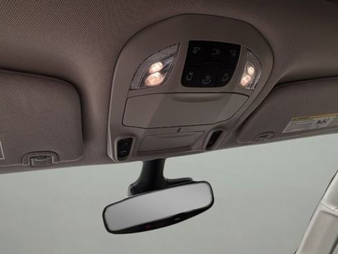 Used 2023 Chrysler Pacifica Limited image 25