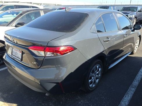 Used 2024 Toyota Corolla LE image 2