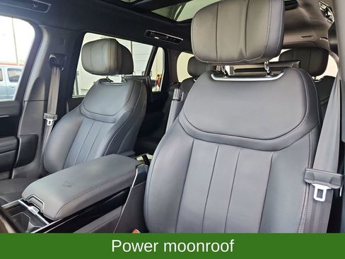 Used 2023 Land Rover Range Rover Long Wheelbase Autobiography image 26