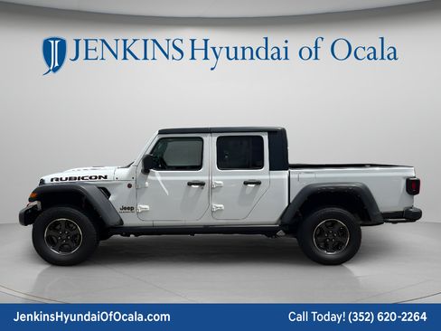 Used 2022 Jeep Gladiator Rubicon w/ Cold Weather Group AWD/4WD image 6