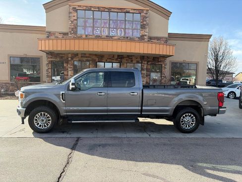Used 2022 Ford F350 XLT w/ XLT Premium Package image 2