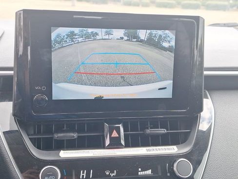 Used 2024 Toyota Corolla LE image 29