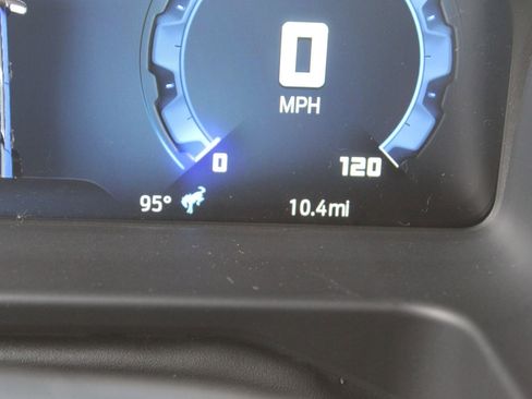 New 2025 Ford Bronco 4-Door image 23