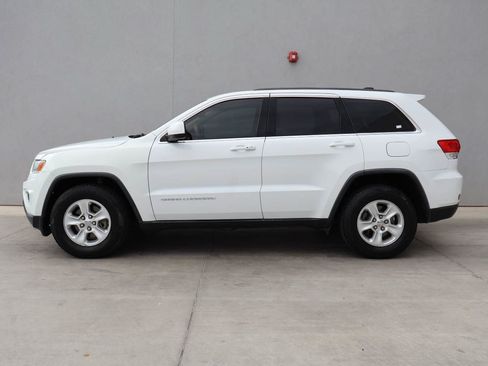 Used 2016 Jeep Grand Cherokee Laredo RWD image 2