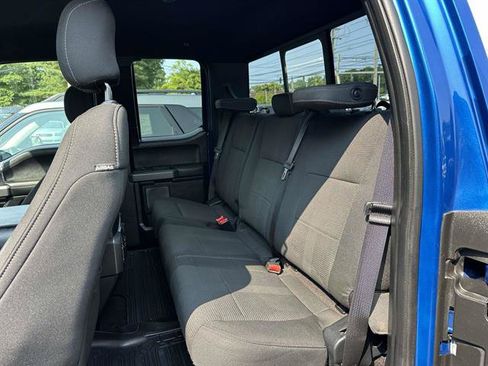 Used 2017 Ford F150 XLT w/ Equipment Group 302A Luxury AWD/4WD image 9