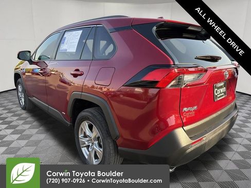 Used 2025 Toyota RAV4 XLE AWD/4WD image 5