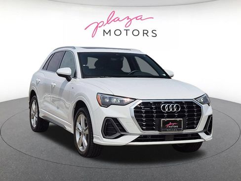 Used 2020 Audi Q3 2.0T Premium w/ Convenience Package AWD/4WD image 3