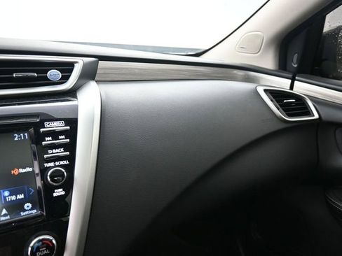 Used 2018 Nissan Murano SV w/ Premium Package image 21