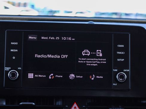 Used 2024 Kia Sportage LX image 14