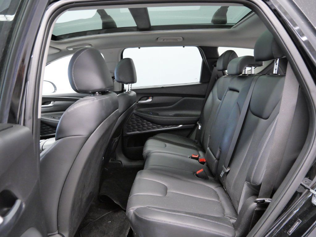 Used 2023 Hyundai Santa Fe SEL w/ Premium Package AWD/4WD image 11