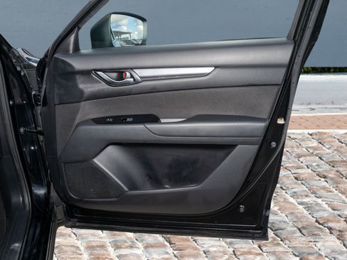 Used 2018 MAZDA CX-5 Sport image 12