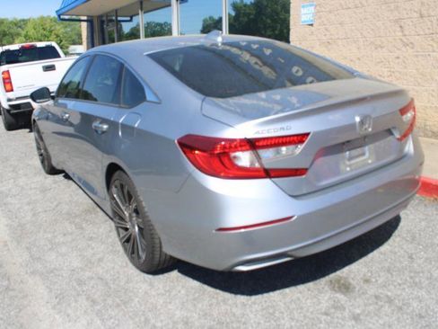 Used 2019 Honda Accord LX image 5