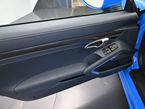 Used 2025 Porsche 718 Cayman GT4 image 20