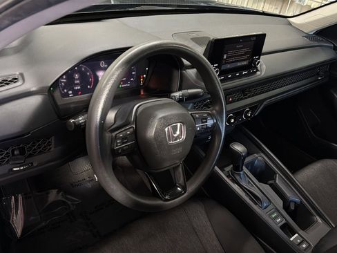 Used 2025 Honda Accord LX image 16