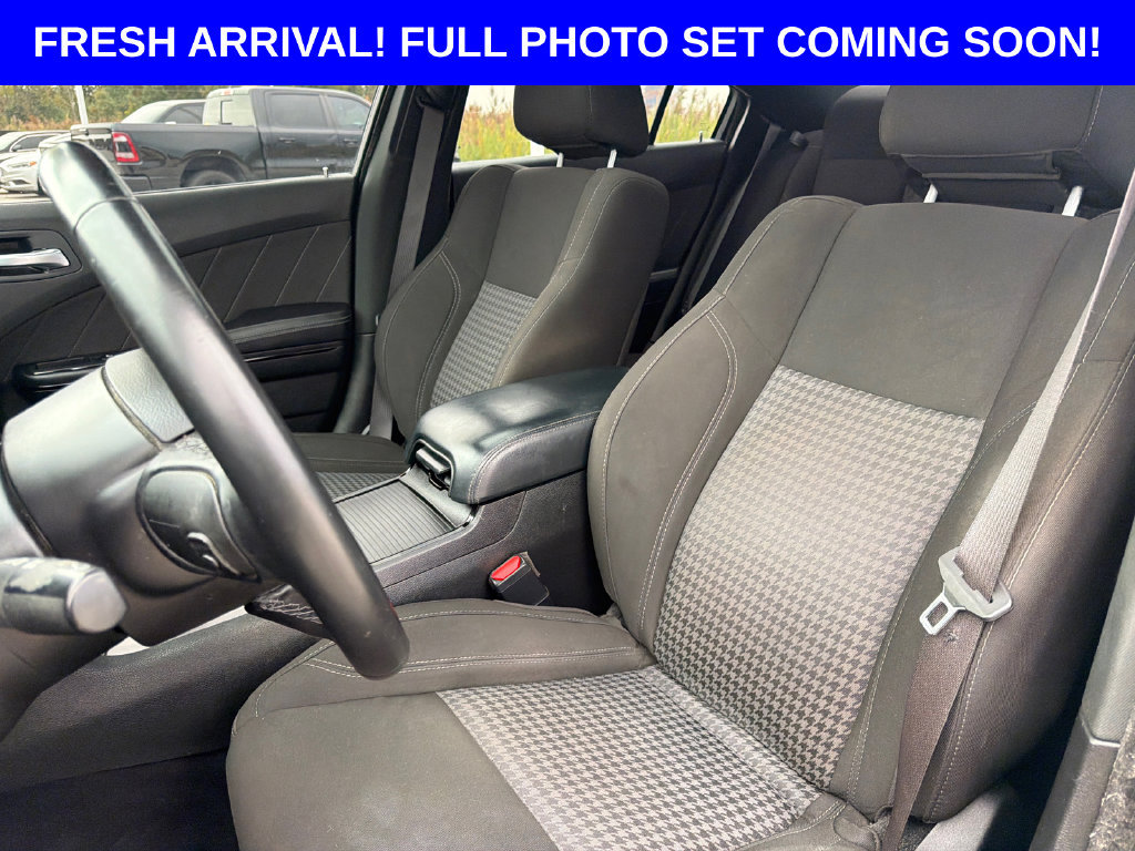 Used 2023 Dodge Charger SXT w/ Blacktop Package AWD/4WD image 11