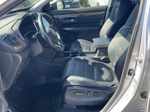 Used 2018 Honda CR-V Touring image 11