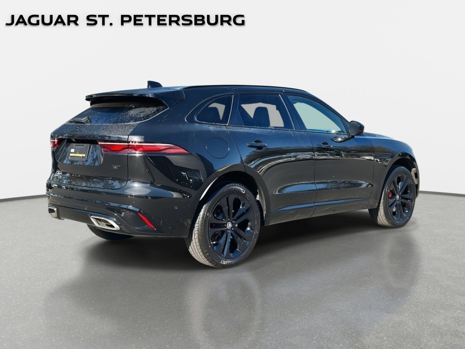 Used 2026 Jaguar F-PACE R-Dynamic S AWD/4WD image 4