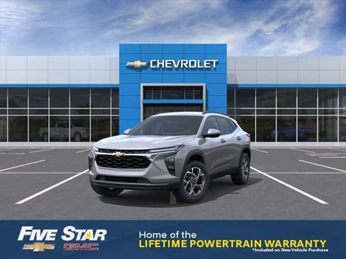 New 2026 Chevrolet Trax LT w/ Driver Confidence Package FWD image 8