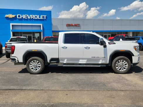Used 2022 GMC Sierra 2500 Denali image 5