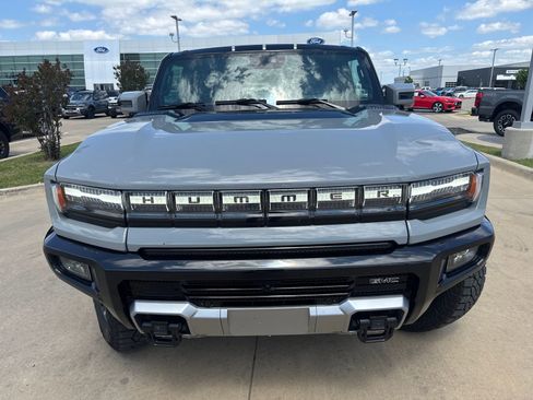 Used 2025 GMC Hummer EV 3X w/ Extreme Off-Road Package AWD/4WD image 8