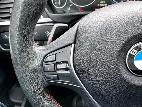 Used 2018 BMW 330i Gran Turismo xDrive image 18