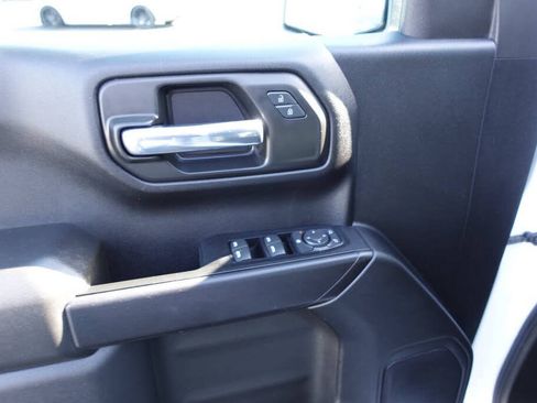 Used 2024 Chevrolet Silverado 1500 Custom w/ Rally Edition AWD/4WD image 18