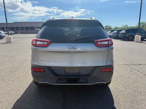 Used 2014 Jeep Cherokee Limited w/ Trailer Tow Group AWD/4WD image 6