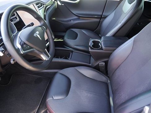 Used 2016 Tesla Model S 75D image 9