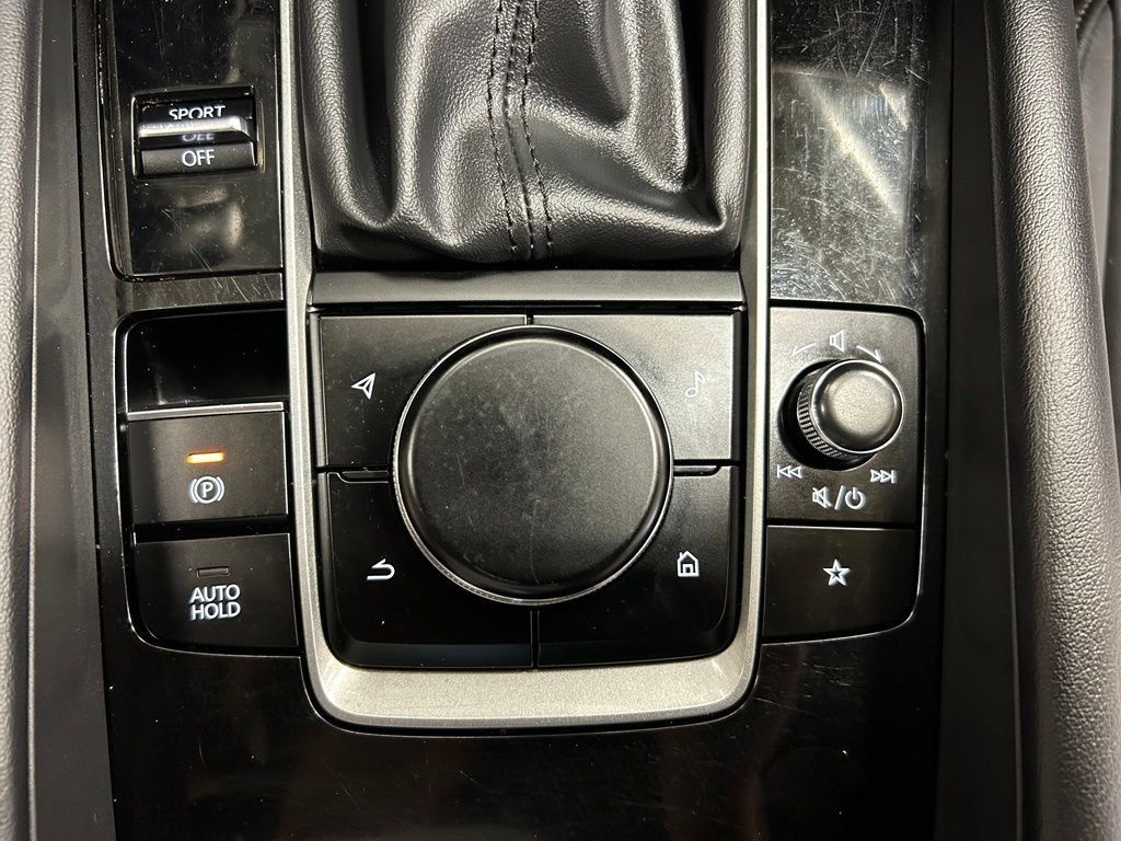 Used 2024 MAZDA MAZDA3 s FWD image 14
