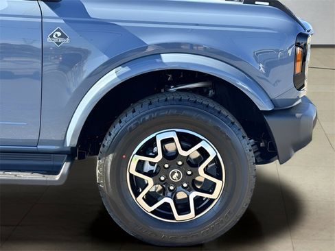New 2025 Ford Bronco Outer Banks image 43