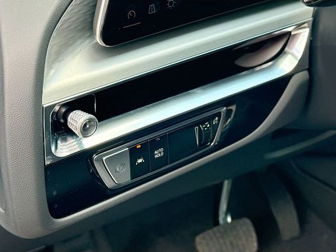 New 2025 Cadillac Lyriq Sport image 10