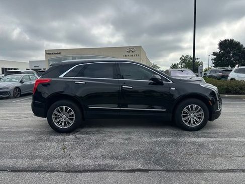 Used 2017 Cadillac XT5 Luxury w/ Driver Awareness Package AWD/4WD image 8