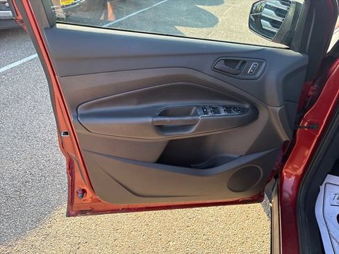 Used 2016 Ford Escape S FWD image 7
