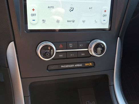 Certified 2022 Ford Edge SEL w/ Convenience Package image 15