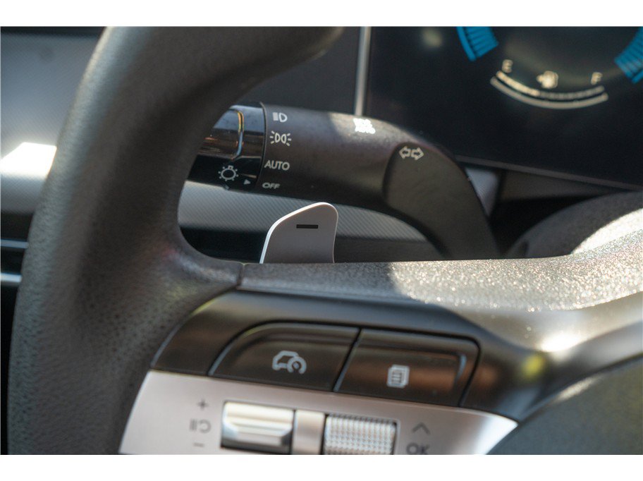 Used 2024 Hyundai Sonata SEL FWD image 2
