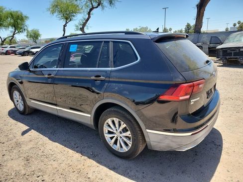 Used 2018 Volkswagen Tiguan SE FWD image 2