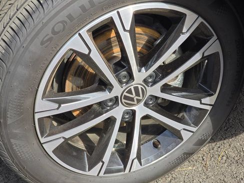 Used 2025 Volkswagen Jetta Sport FWD image 13