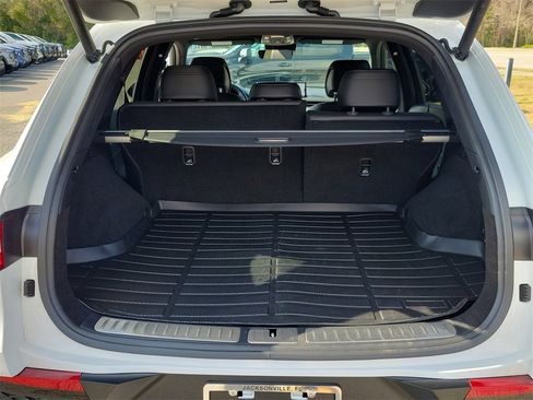 Used 2024 Genesis GV70 3.5T Sport image 9