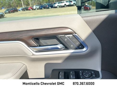 New 2026 GMC Sierra 2500 SLT w/ SLT Premium Package image 11