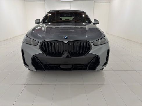 Used 2024 BMW X6 xDrive40i w/ Premium Package image 8
