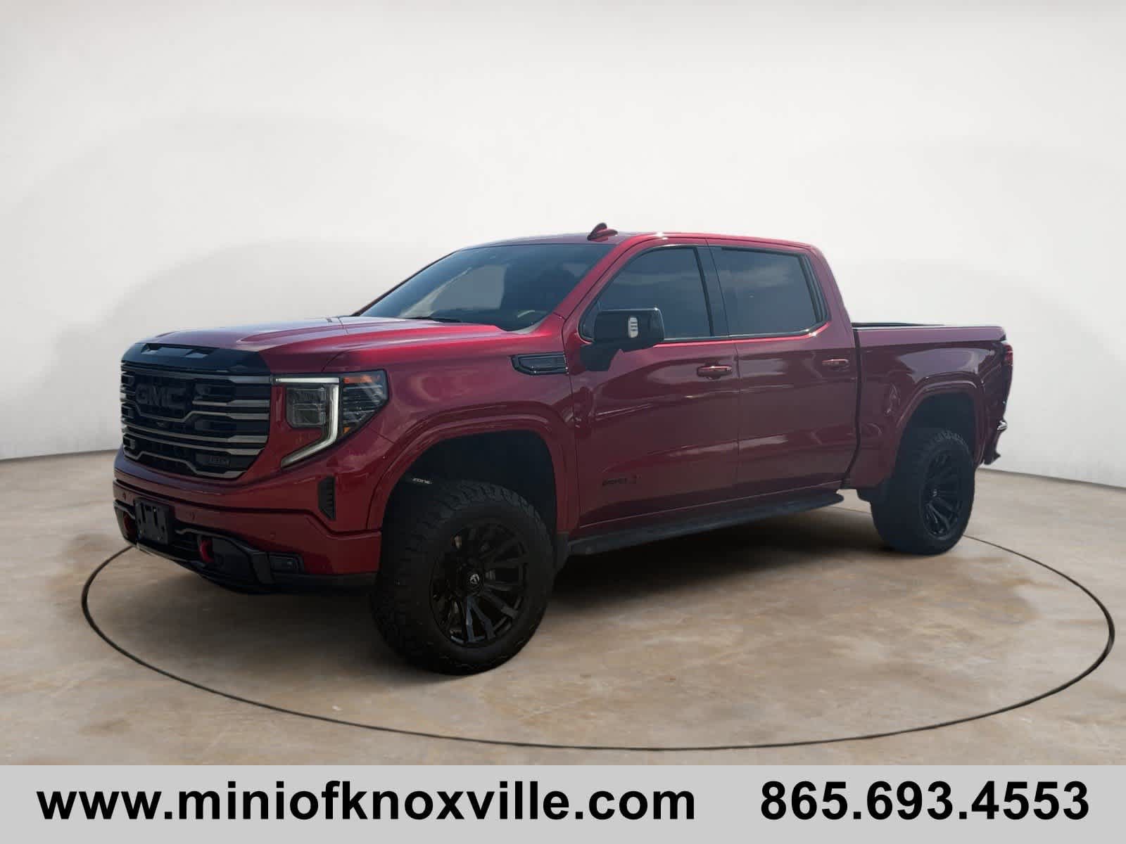 Used 2025 GMC Sierra 1500 AT4 w/ AT4 Premium Package AWD/4WD image 7